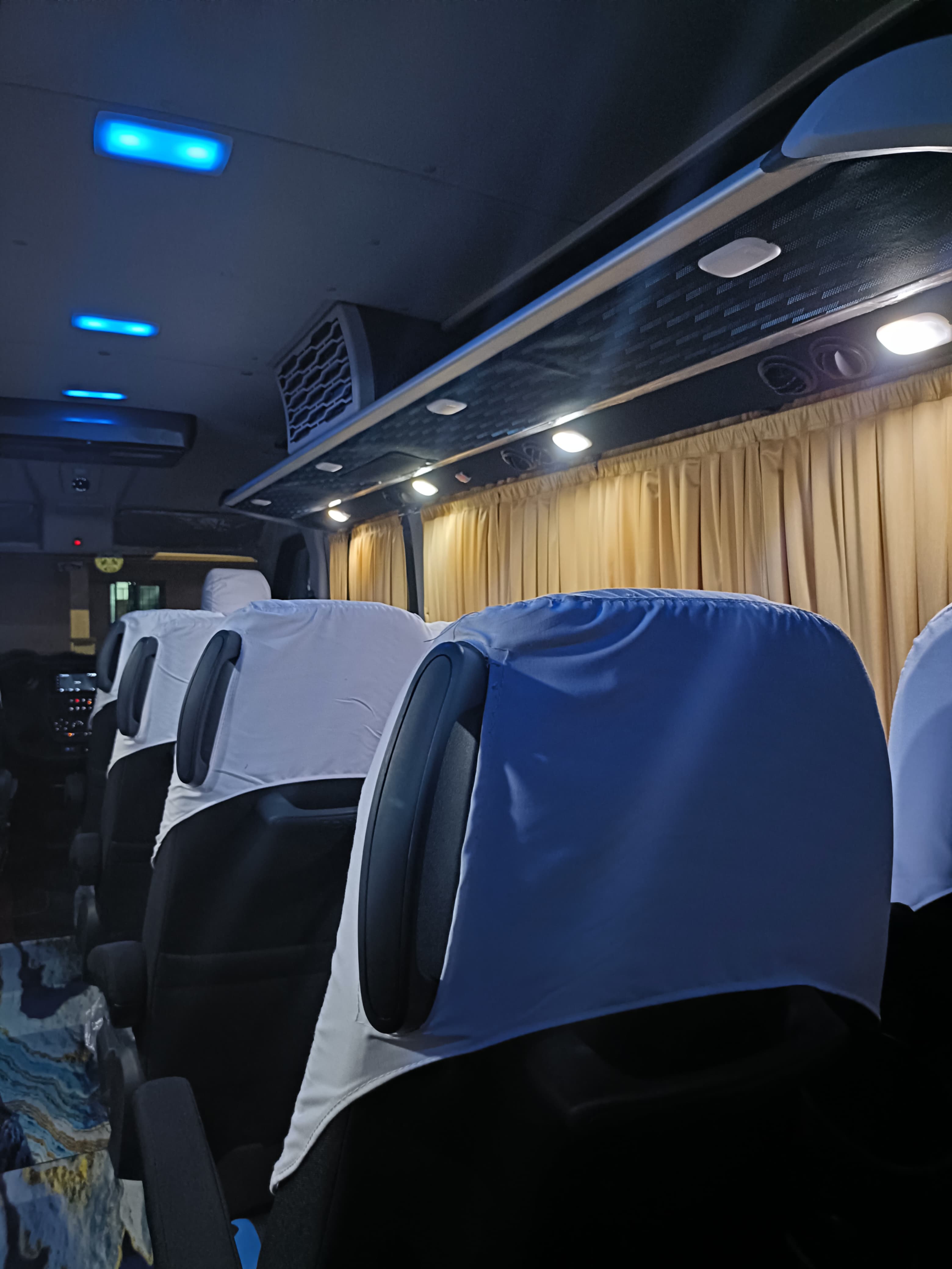 VM TRAVELS Gallery Image